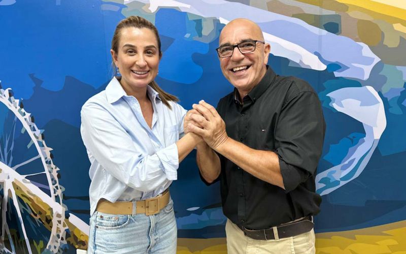 O Dão Koeddermann pode ser o novo chefe de Gabinete da prefeita Juliana Pavan (PSD) e o Índio permanecer na Educação