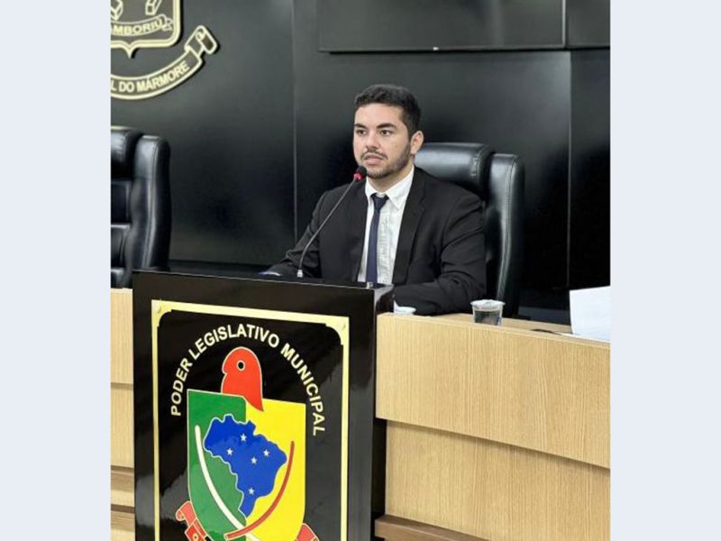 O vereador Marlon Borsatto (MDB) cumpriu o acordo e renunciou à presidência da casa do povo de Camboriú