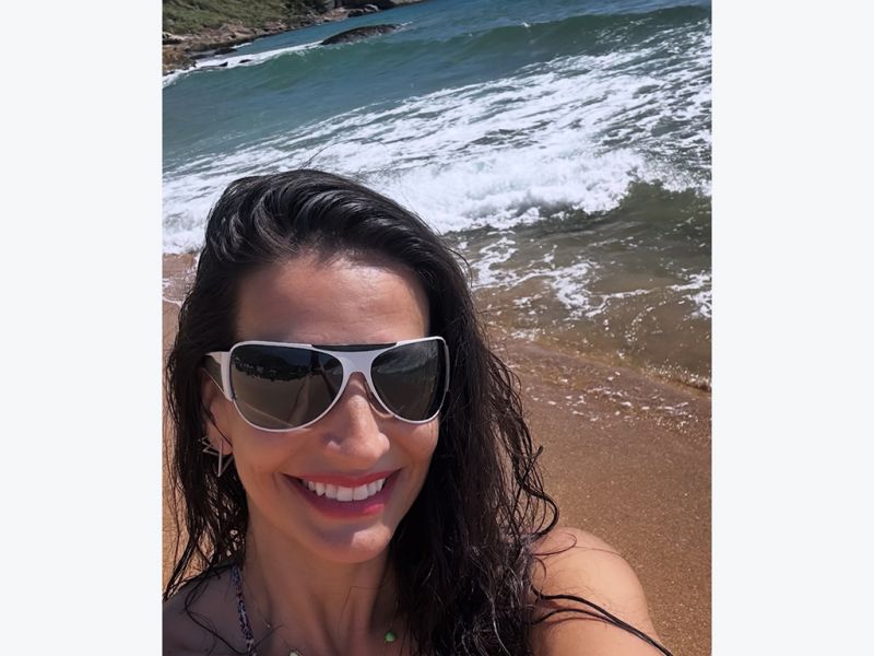 Aniversário - Em clima de verão, a arquiteta Samira Mussi festejou ontem mais uma primavera. Tudo de melhor! (foto: Arquivo pessoal)