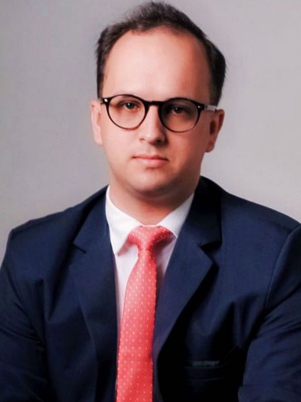 Reconhecimento merecido. O advogado pexêro Maykon Fagundes Machado foi nomeado membro consultor para a Comissão Nacional de Direito Ambiental, pelo presidente nacional da OAB