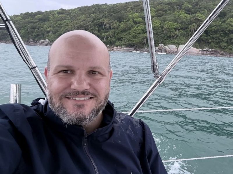 Na Ilha do Macuco - Alexandre Balestieri Balan