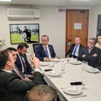 Jorginho pede que deputados defendam o governo