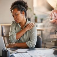 Doença do trabalho pode gerar indenização trabalhista e benefício do INSS ao mesmo tempo