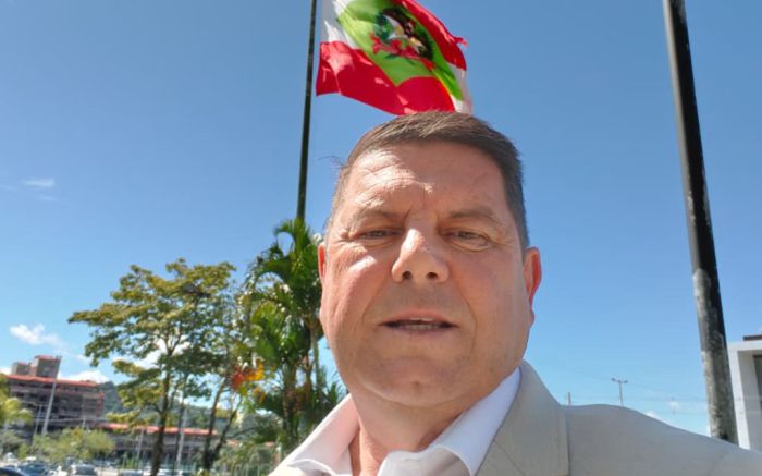 Pra onde vai Agnaldo?