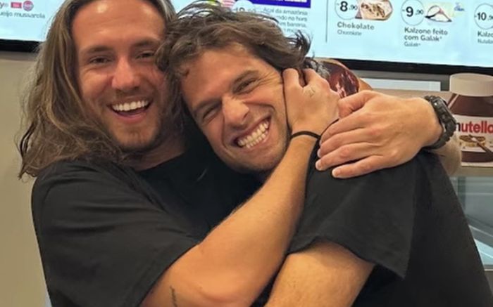 Vitor Kley prestigia inauguração na Brava