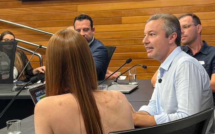 Deputado Napoleão quer melhorar emissão de carteiras de motorista