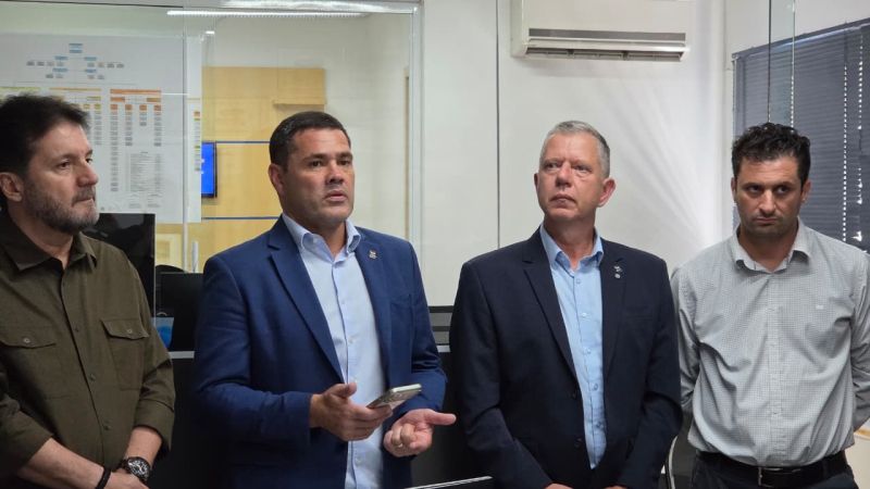 Notícia boa e importante! Anúncio na tarde desta quarta-feira, pelo prefeito Robison Coelho, no Semasa: investimento de R$ 22 milhões para a construção de seis reservatórios na city pexêra